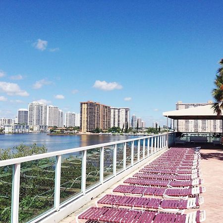 Miami Waterfront Apartments Sunny Isles Beach Esterno foto