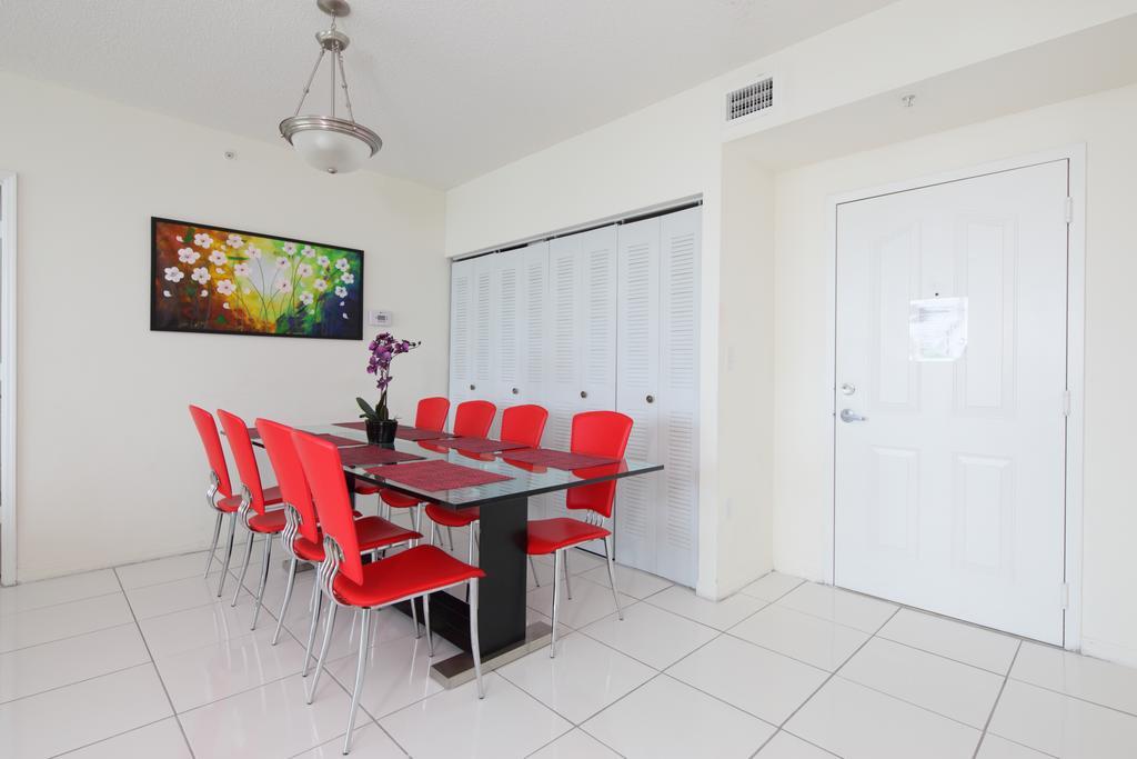 Miami Waterfront Apartments Sunny Isles Beach Esterno foto