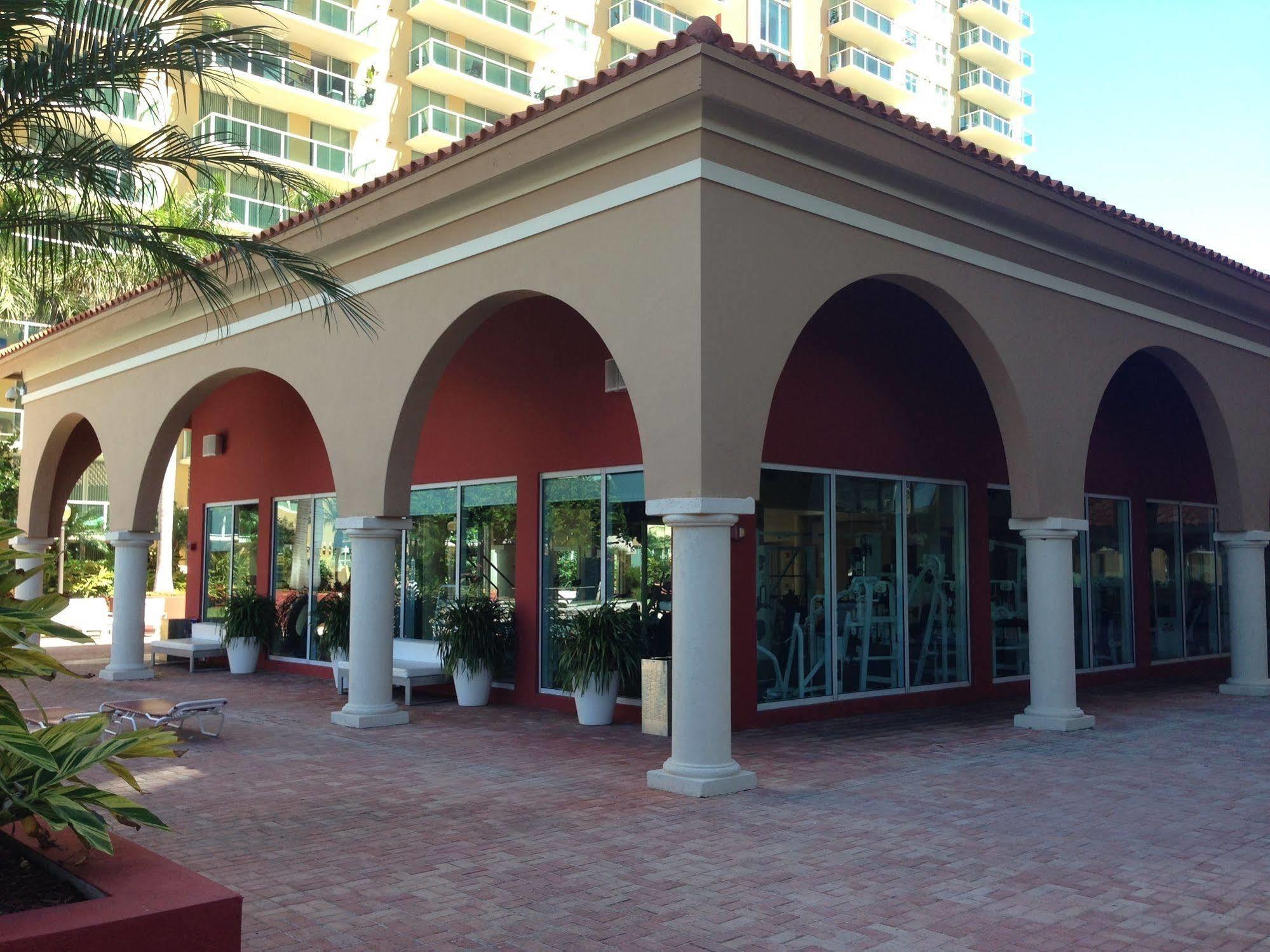 Miami Waterfront Apartments Sunny Isles Beach Esterno foto