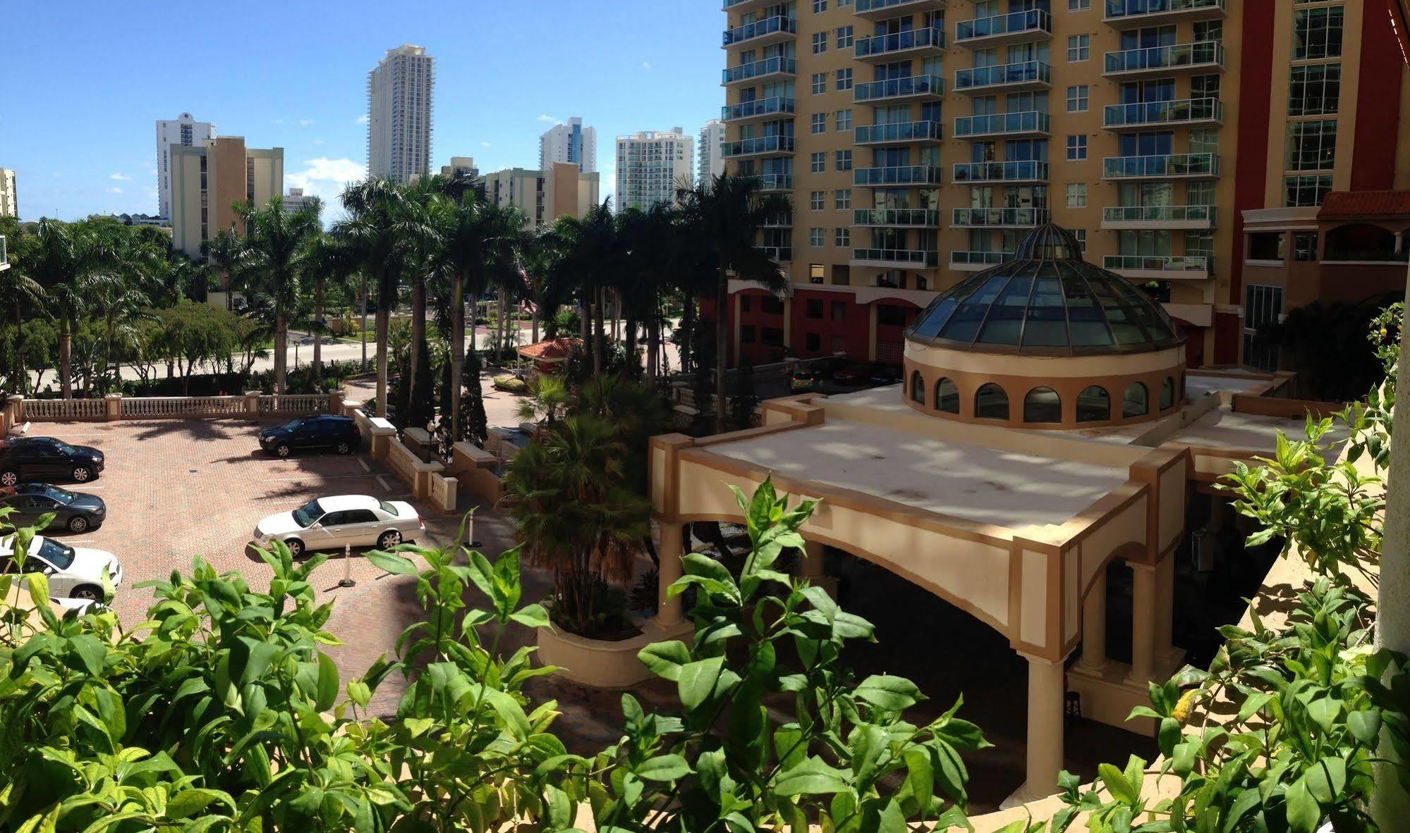 Miami Waterfront Apartments Sunny Isles Beach Esterno foto