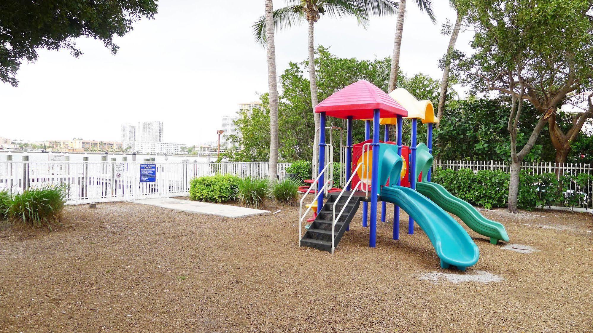 Miami Waterfront Apartments Sunny Isles Beach Esterno foto